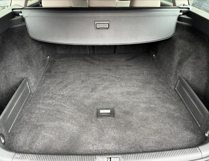 Volkswagen Passat 37