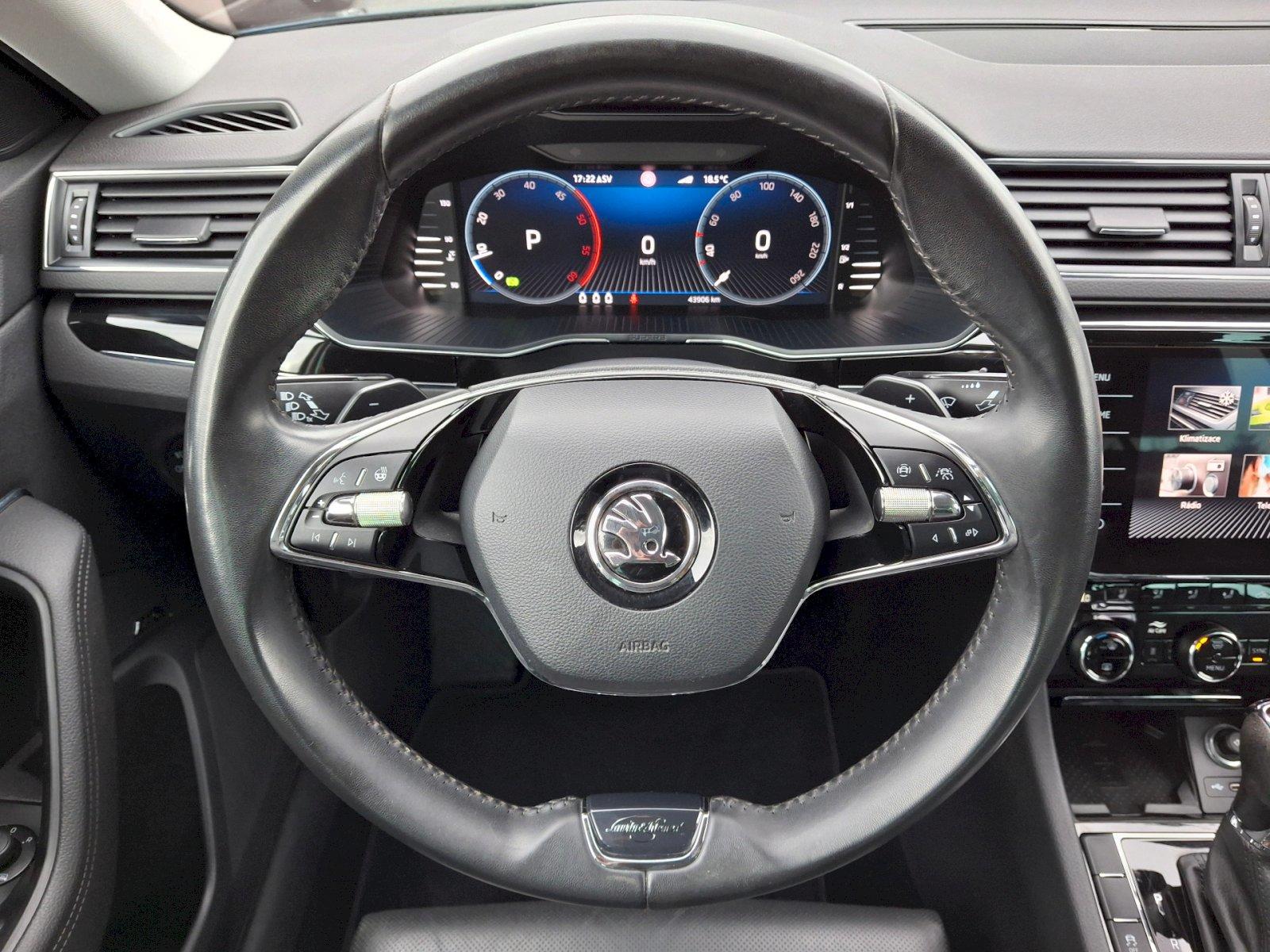 Škoda Superb