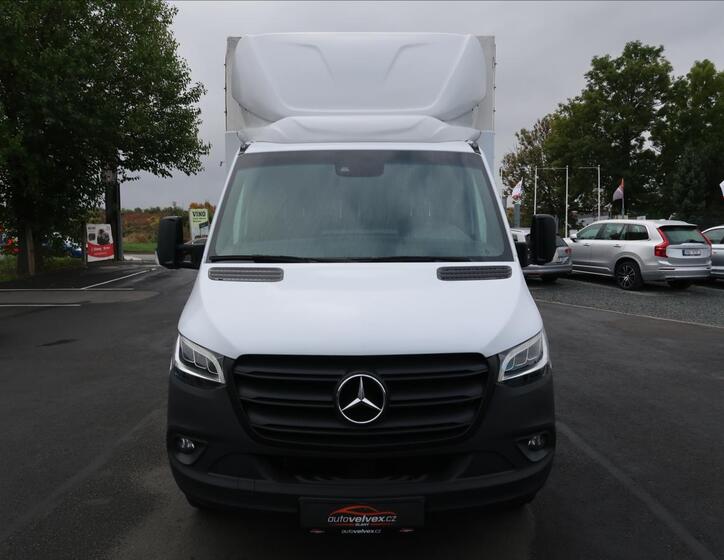 Mercedes-Benz Sprinter 7
