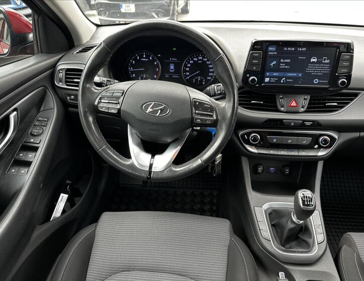 Hyundai i30 13