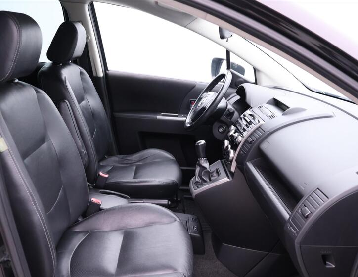 Mazda 5 13