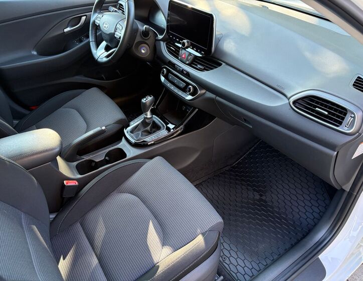 Hyundai i30 9