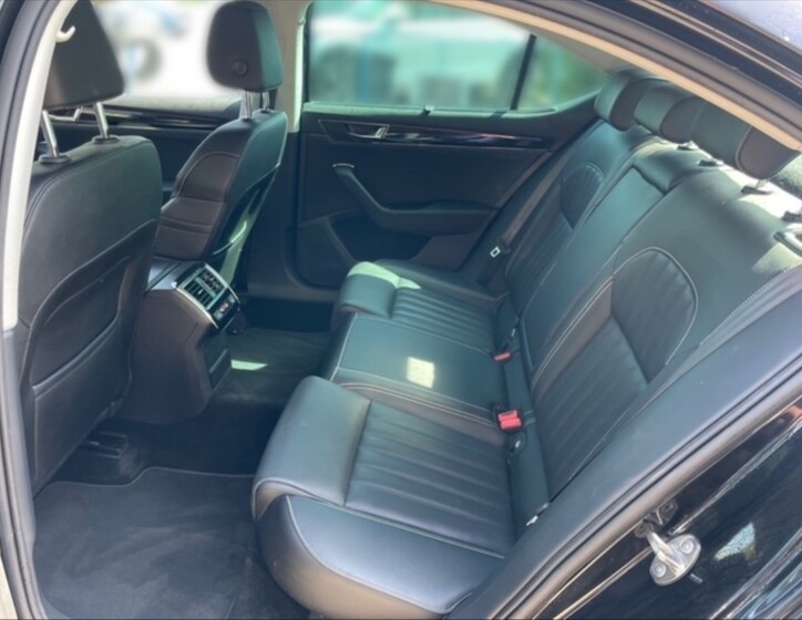 Škoda Superb 8