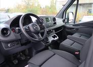 Mercedes-Benz Sprinter 9