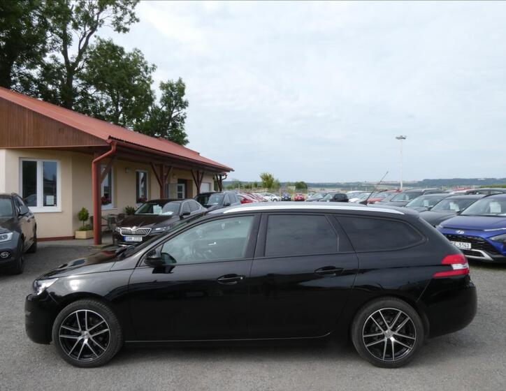 Peugeot 308 6