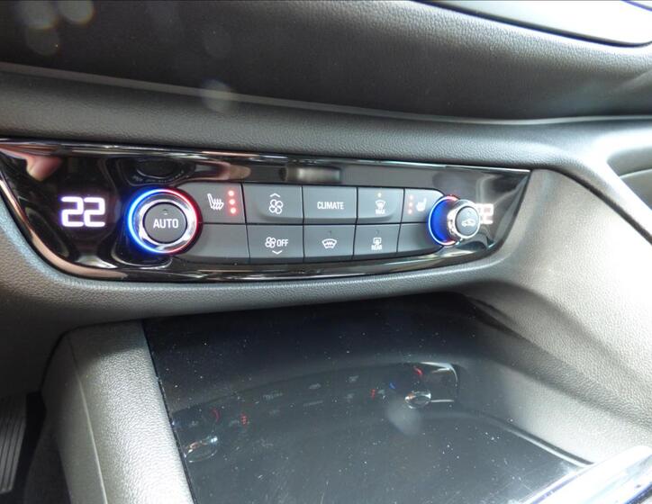 Opel Insignia 52