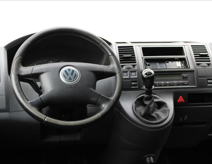 Volkswagen Caravelle 19
