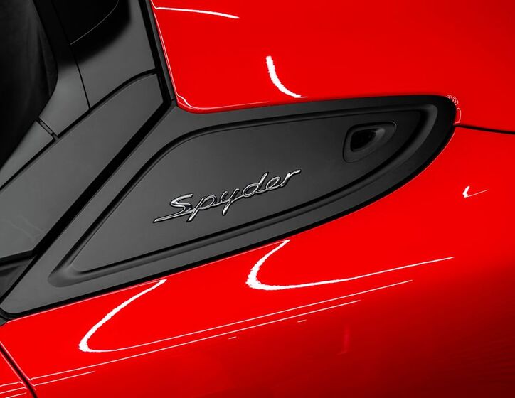 Porsche 718 11