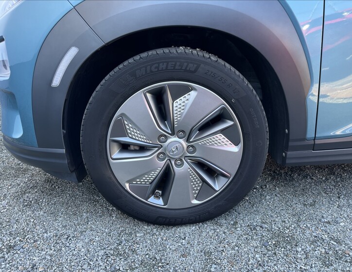 Hyundai Kona 58