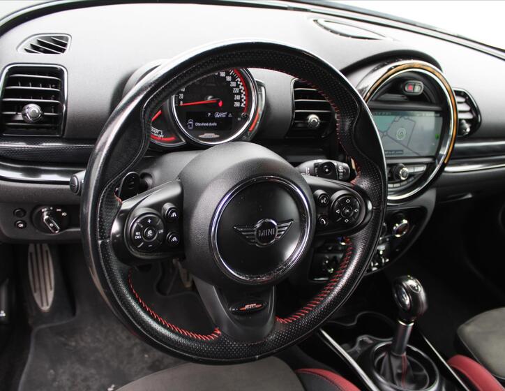 Mini Clubman 15