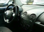 Volkswagen New Beetle 14