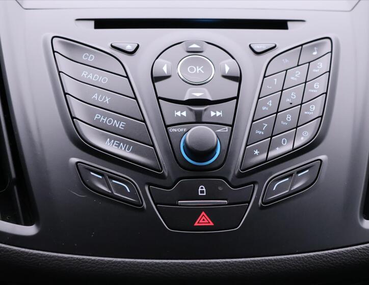 Ford Kuga 26