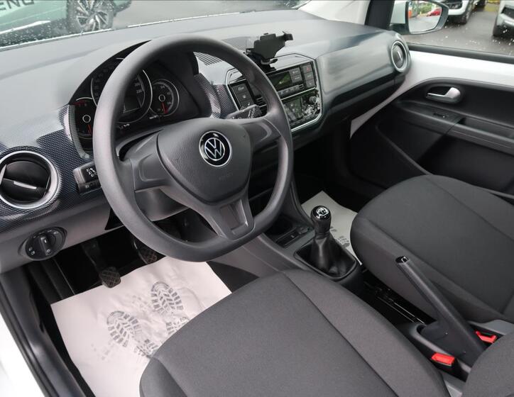 Volkswagen up! 9