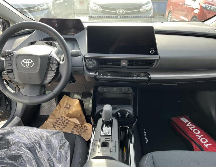 Toyota Prius 9