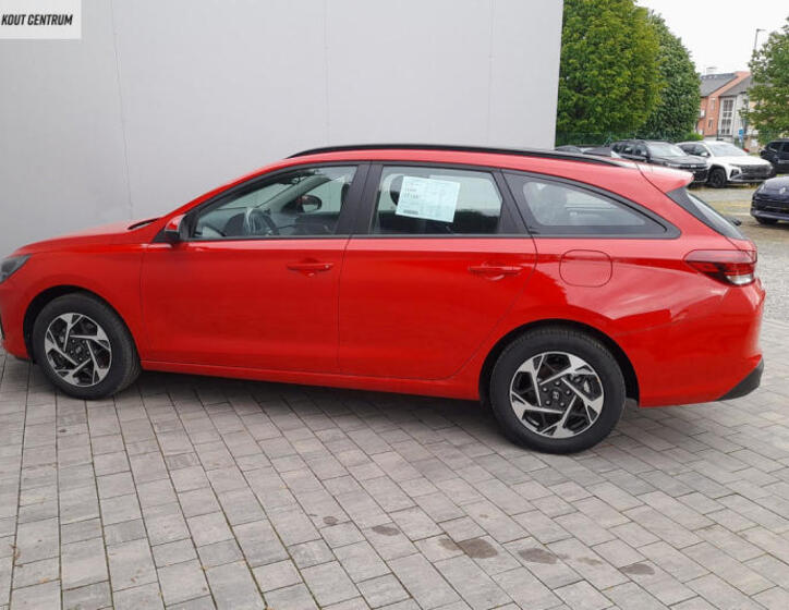 Hyundai i30 10