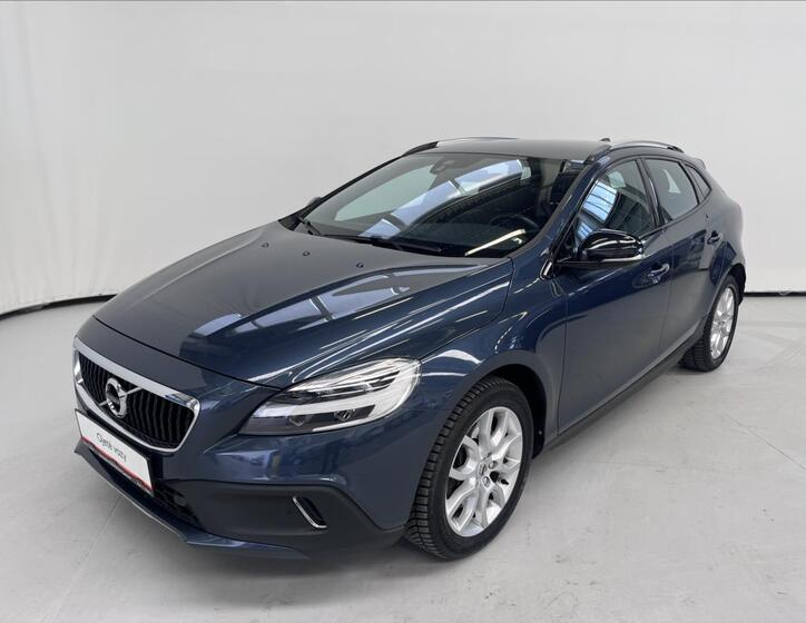 Volvo V40 1