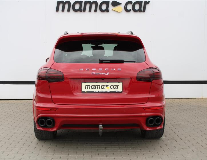Porsche Cayenne 6