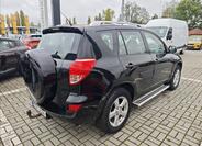 Toyota RAV4 6