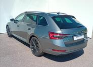 Škoda Superb 9