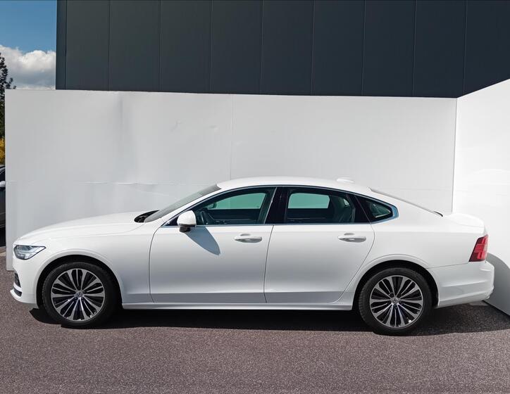Volvo S90 10