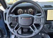 Land Rover Defender 12