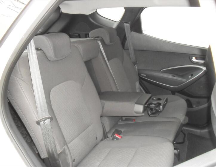 Hyundai Santa Fe 18