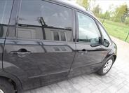Ford Galaxy 11