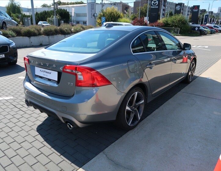 Volvo S60 4