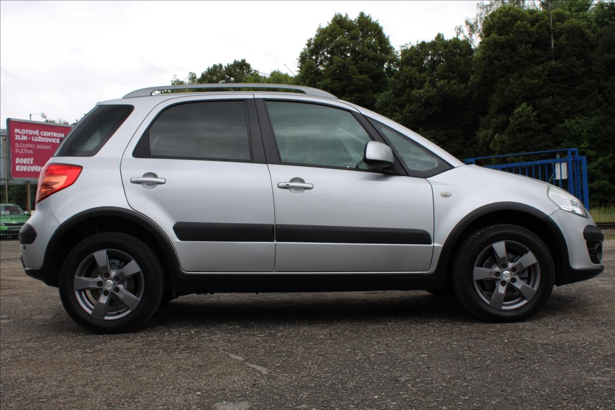 Suzuki SX4