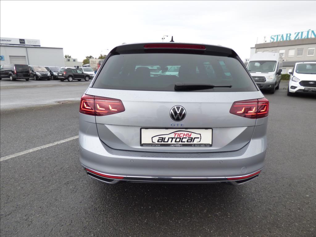 Volkswagen Passat 4