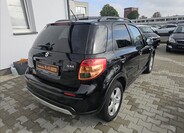 Suzuki SX4 6