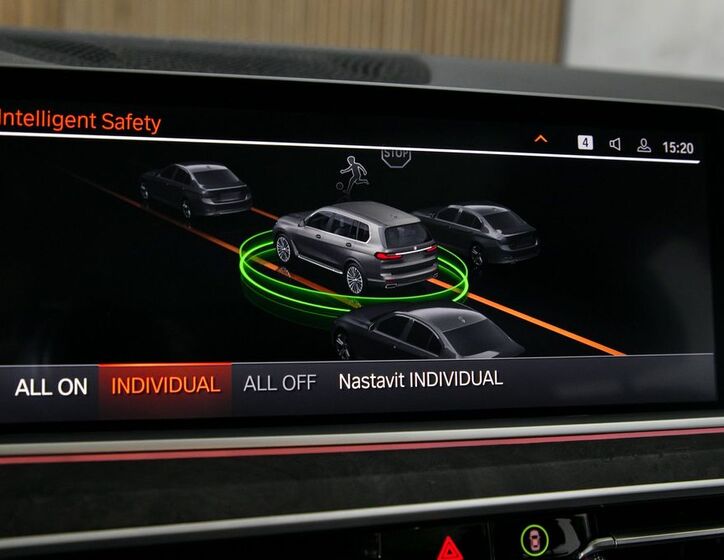 BMW X7 39