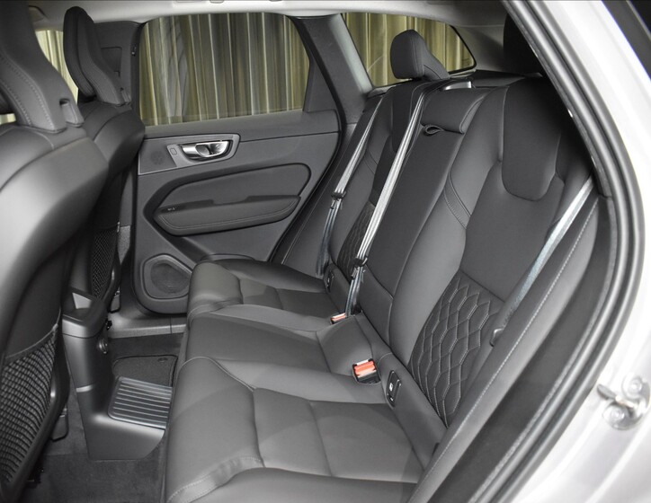 Volvo XC60 19