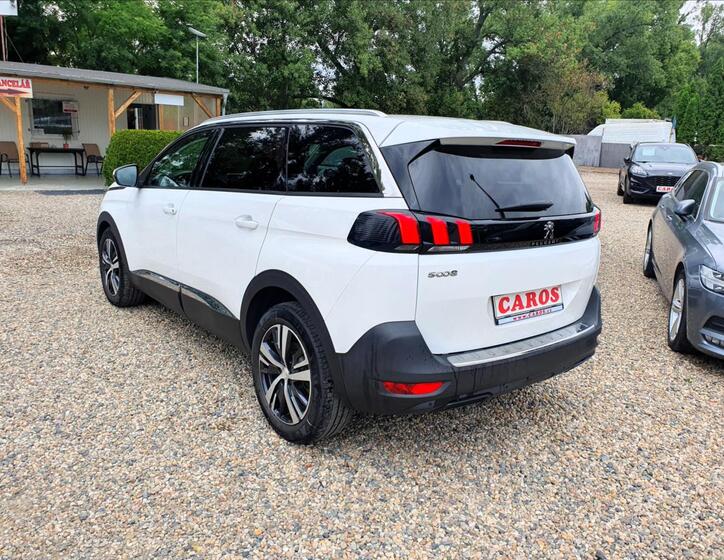 Peugeot 5008 5