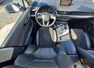 Audi Q7 28