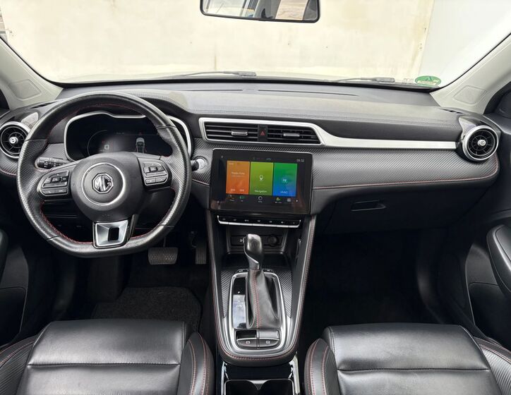 MG ZS 5