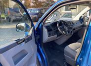 Volkswagen Caravelle 13