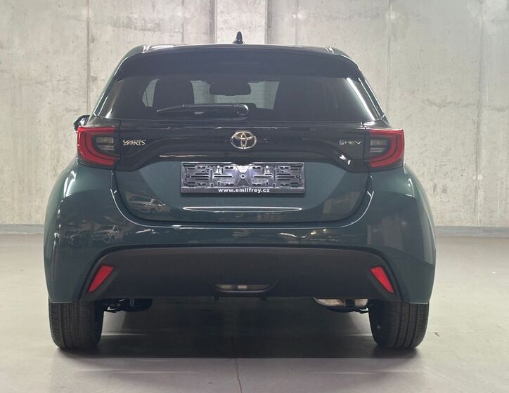 Toyota Yaris 6