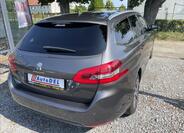 Peugeot 308 8