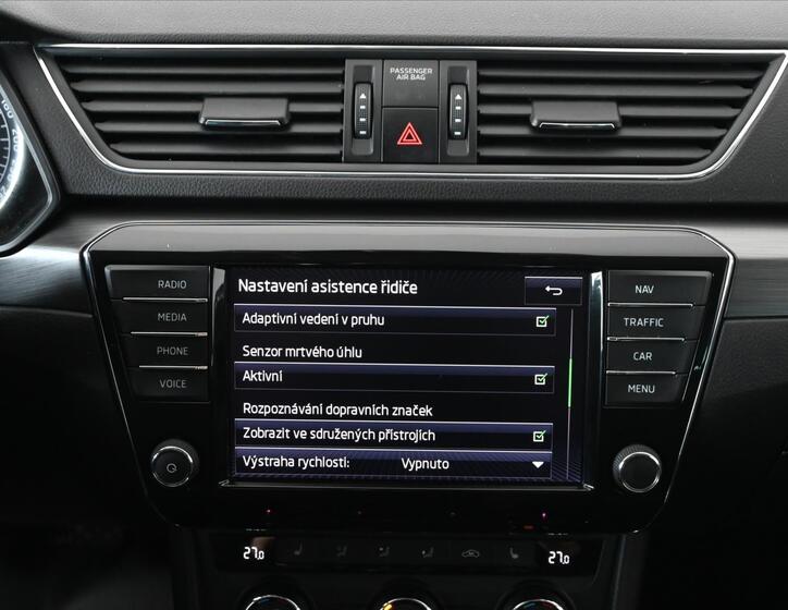 Škoda Superb 21
