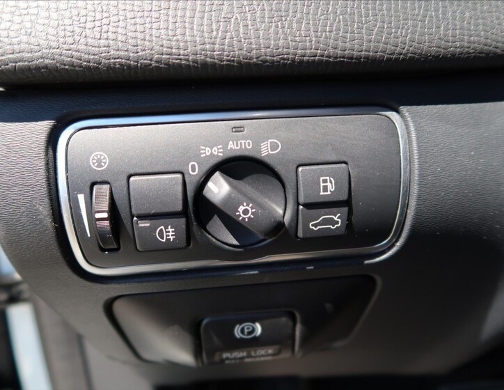 Volvo XC60 15