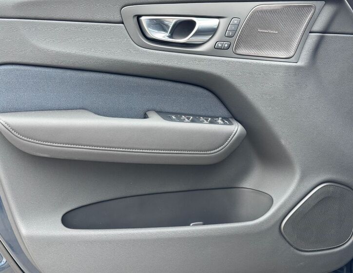 Volvo XC60 13