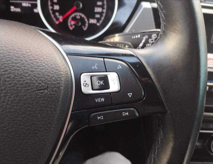Volkswagen Touran 17