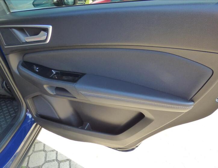 Ford S-MAX 53