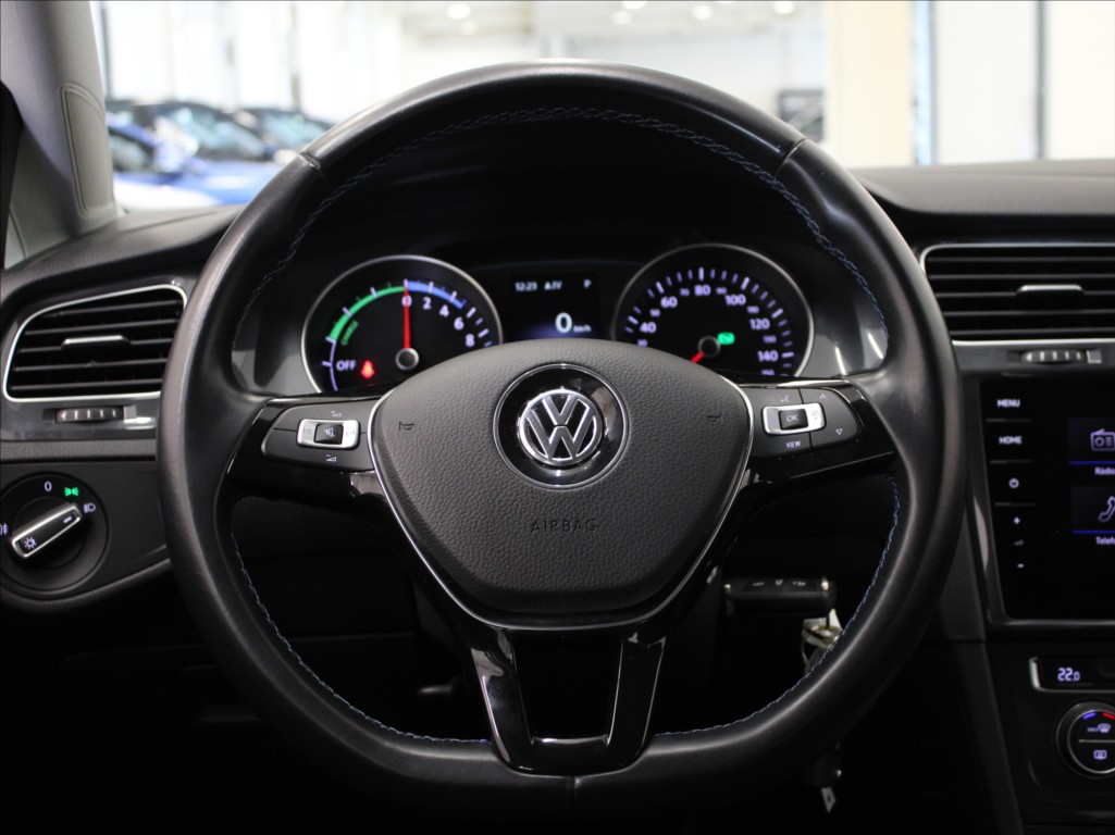 Volkswagen e-Golf