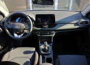 Hyundai i30 4