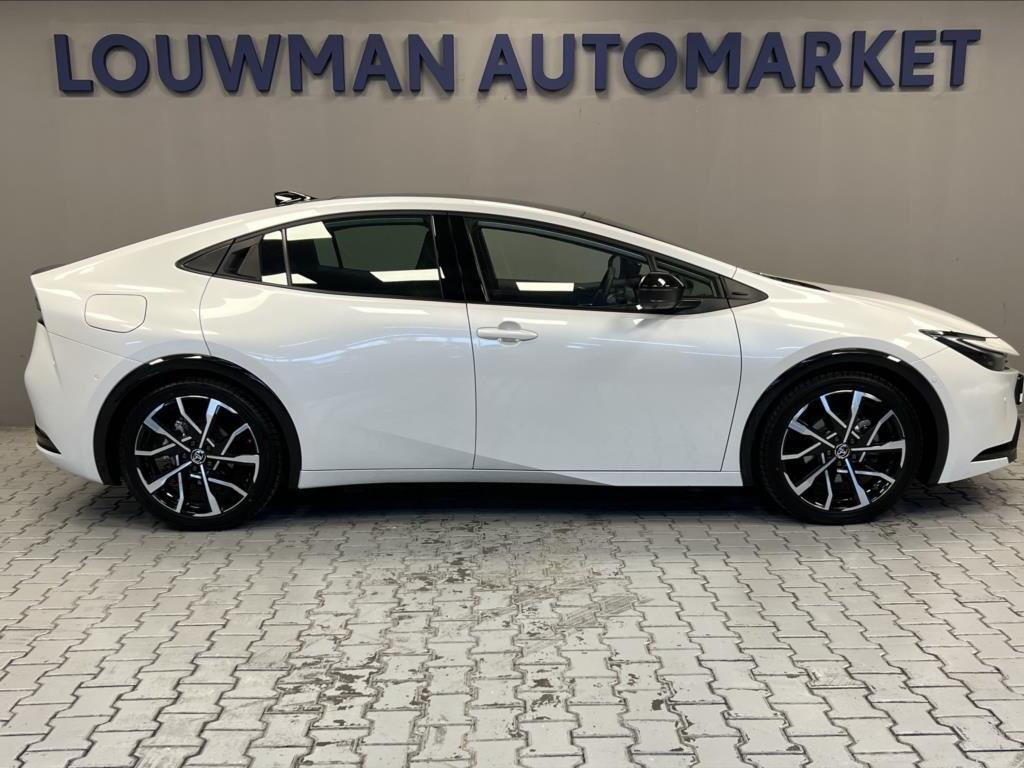 Toyota Prius 14