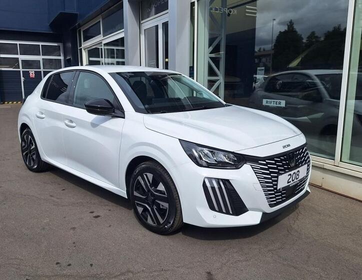 Peugeot 208 9