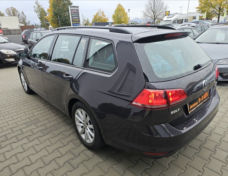 Volkswagen Golf 8