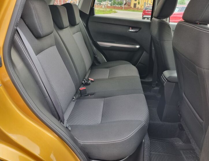 Suzuki Vitara 12